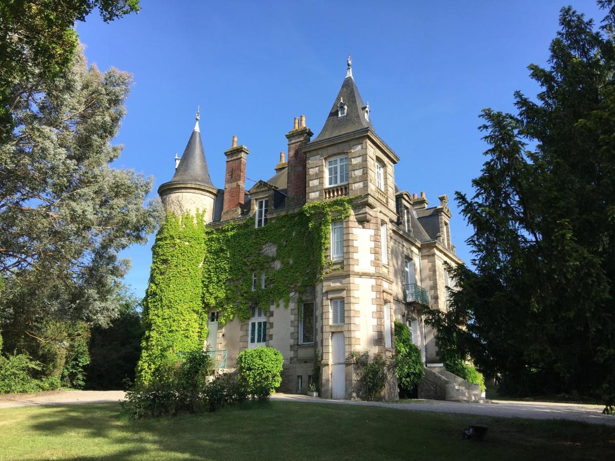 La Gaubretiere Le Chateau Des Tourelles En Vendee מראה חיצוני תמונה